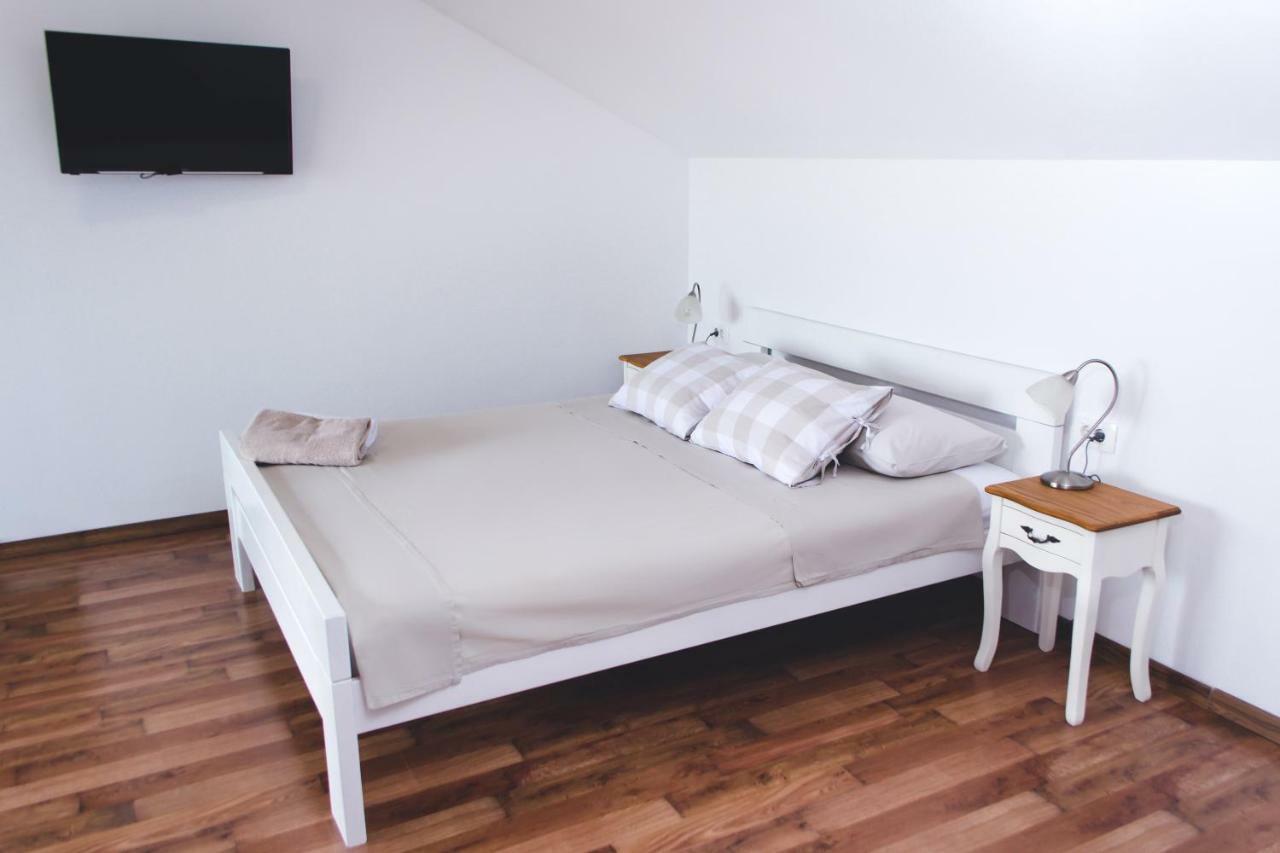 Apartments Dolores Sibenik Ngoại thất bức ảnh