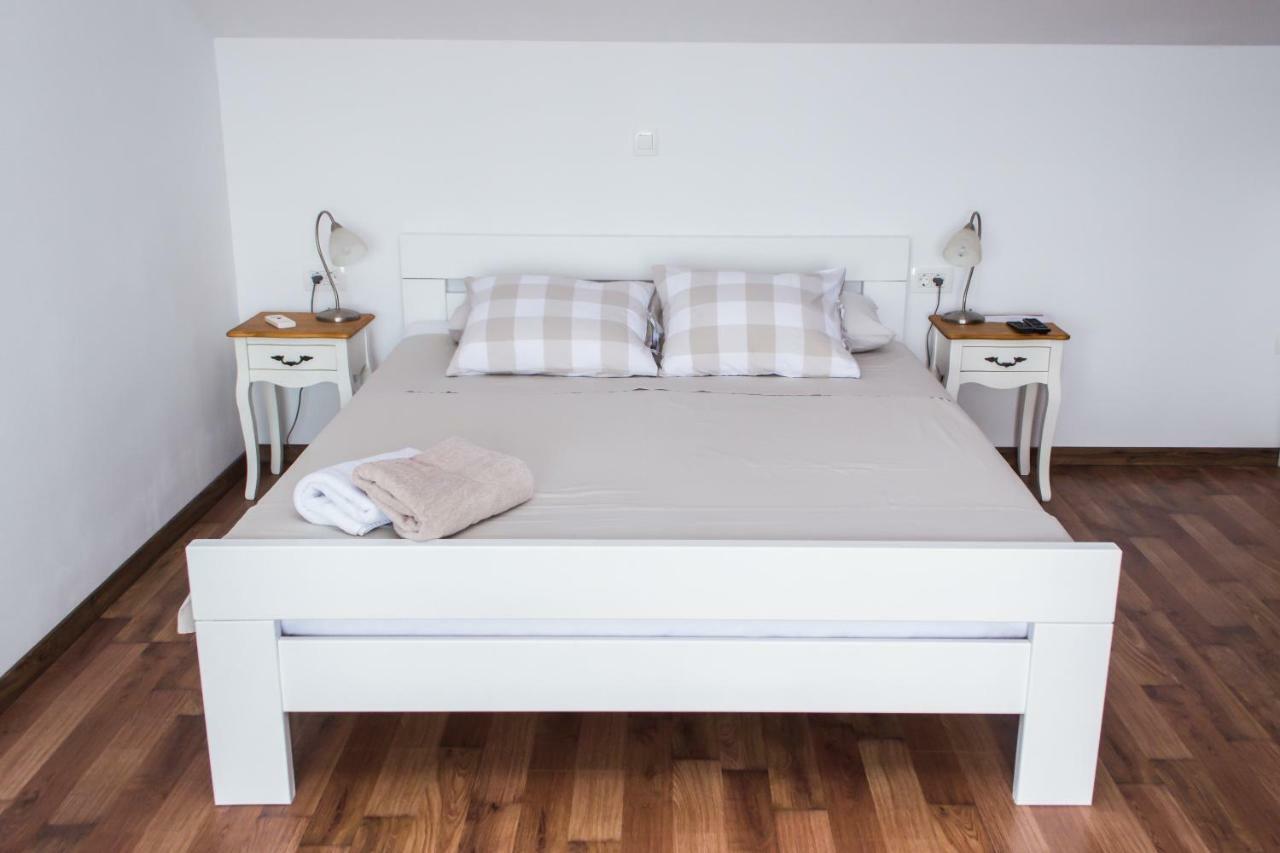 Apartments Dolores Sibenik Ngoại thất bức ảnh